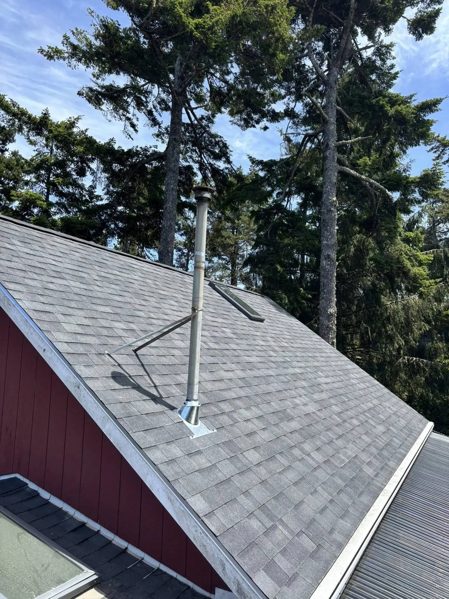 Pacific Peaks roofing project in coastal Oregon