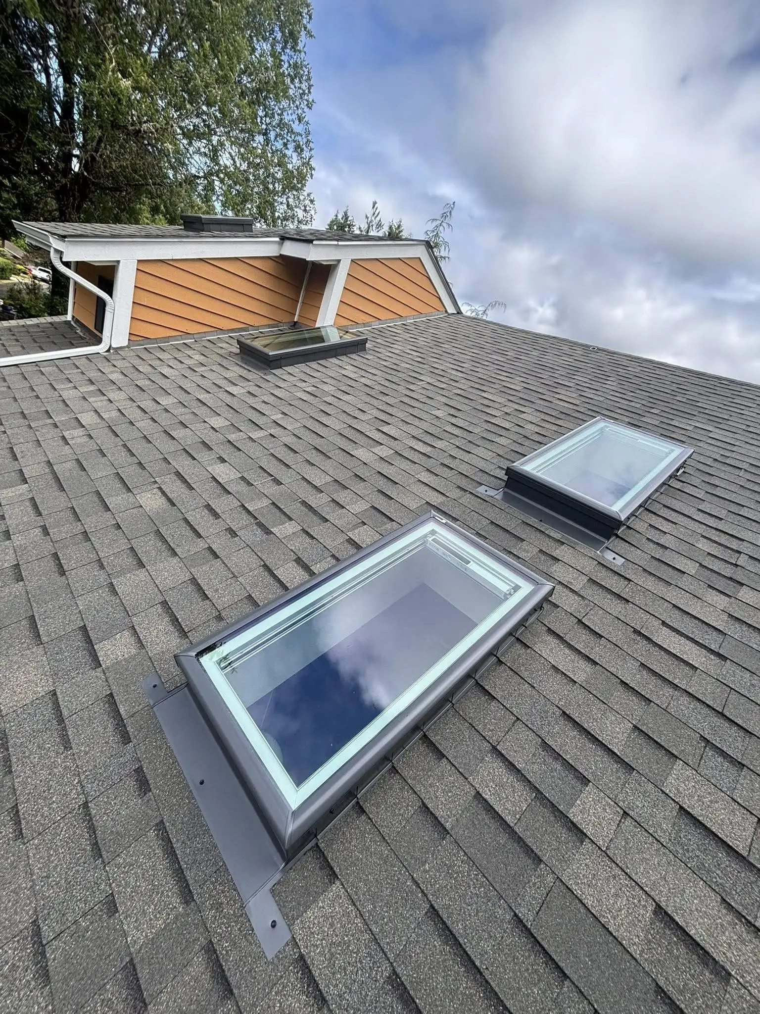 Pacific Peaks roofing project in coastal Oregon