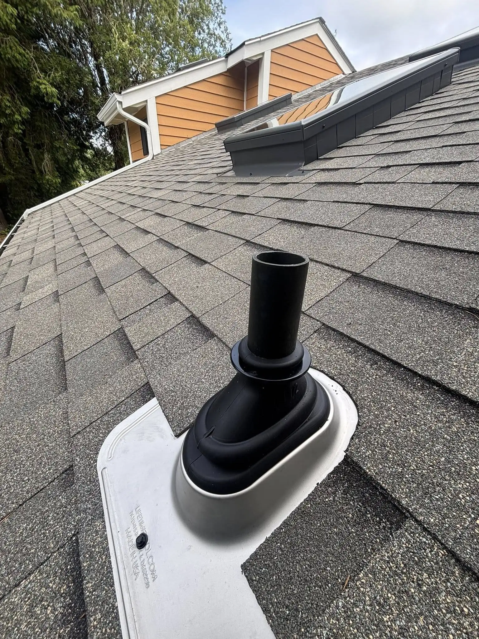 Pacific Peaks roofing project in coastal Oregon